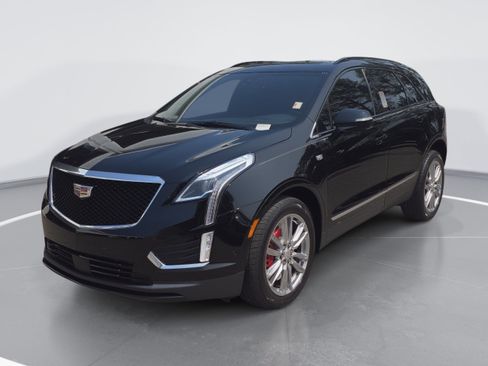 Certified 2023 Cadillac XT5 Sportv w/ Technology Package AWD/4WD image 7