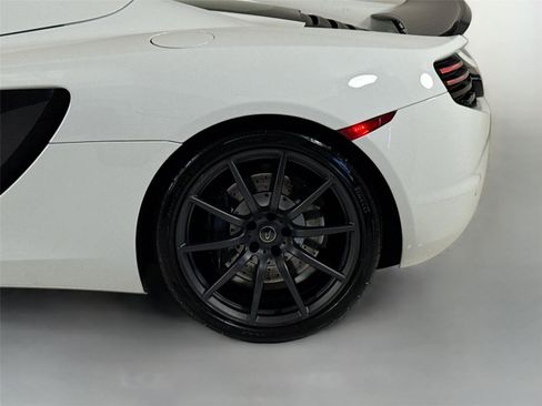 Used 2014 McLaren MP4-12C Spider RWD image 36