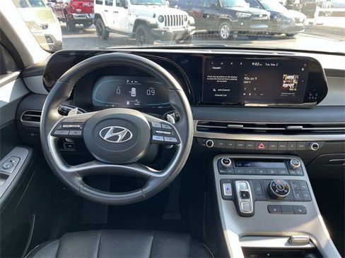 Used 2024 Hyundai Palisade SEL image 11