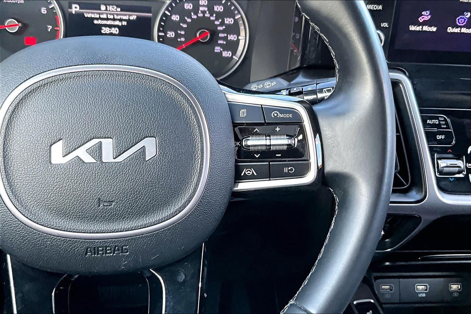 Used 2022 Kia Sorento S w/ Panoramic Sunroof Package FWD image 25