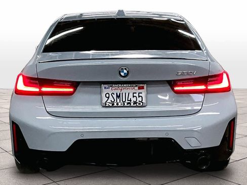 Used 2025 BMW 330i Sedan w/ M Sport Package image 7