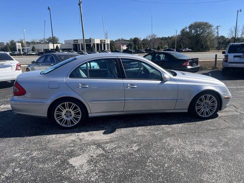 Used 2007 Mercedes-Benz E 350 Sedan image 3