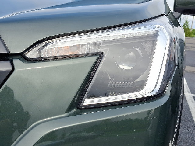 Certified 2023 Subaru Forester Premium AWD/4WD image 8