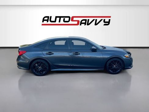 Used 2023 Honda Civic Sport image 8