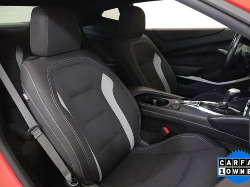 Certified 2022 Chevrolet Camaro LT w/ Technology Package image 20