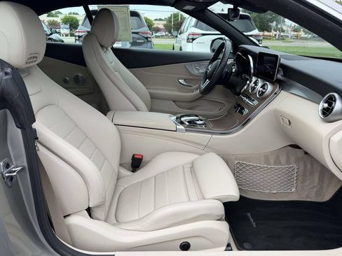 Used 2019 Mercedes-Benz C 300 Cabriolet image 12