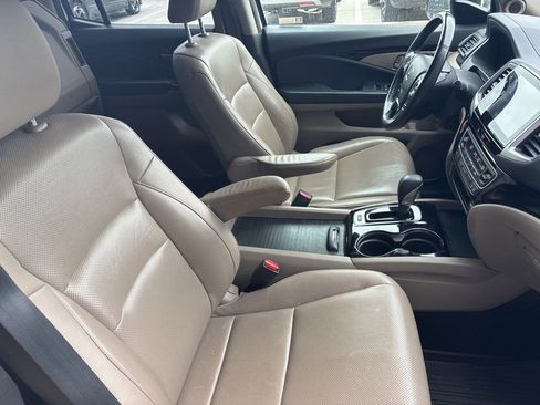 Used 2018 Honda Ridgeline RTL-E image 10