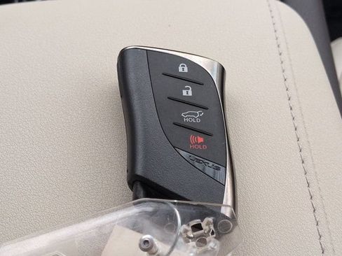 Certified 2024 Lexus RX 350 FWD w/ Technology Package image 28