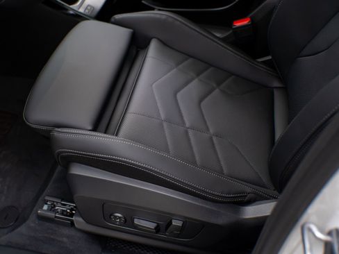 New 2026 BMW X1 xDrive28i w/ Technology Package image 16