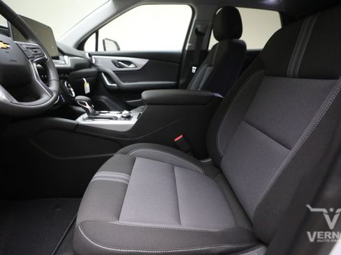 New 2026 Chevrolet Blazer LT FWD image 10