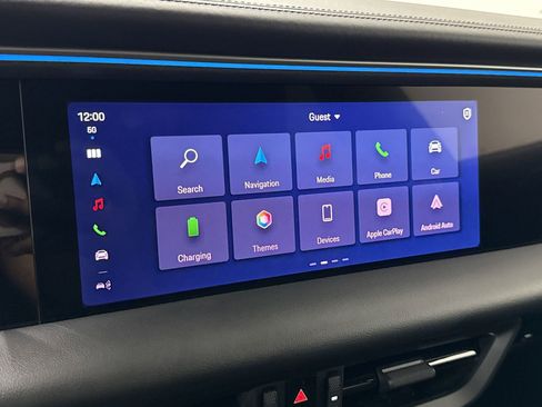 Used 2024 Porsche Macan 4 Electric image 27