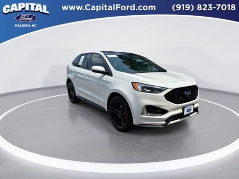 Certified 2022 Ford Edge ST w/ Equipment Group 401A AWD/4WD image 2