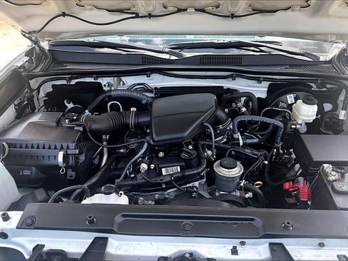 Used 2022 Toyota Tacoma SR RWD image 29