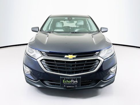 Used 2020 Chevrolet Equinox LS w/ LS Convenience Package image 2