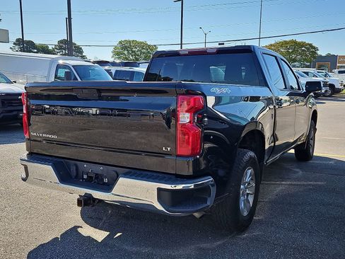 Used 2020 Chevrolet Silverado 1500 LT w/ All-Star Edition AWD/4WD image 3