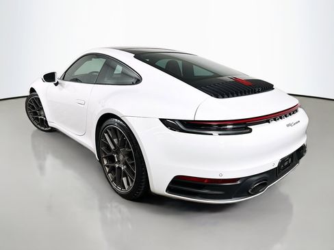 Used 2021 Porsche 911 Carrera image 5