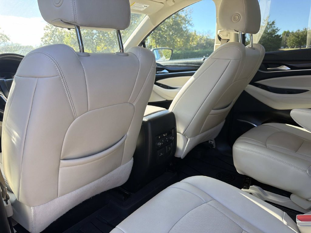 Used 2024 Buick Enclave Premium FWD image 21
