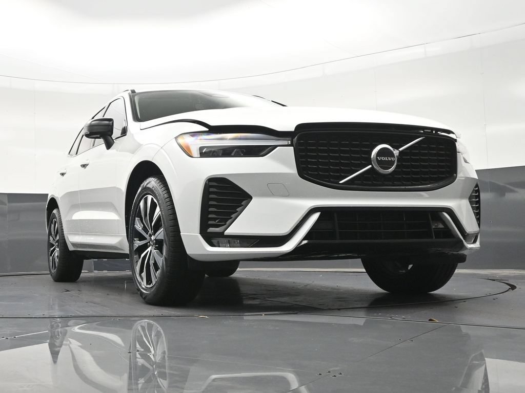 Certified 2024 Volvo XC60 B5 Core w/ Protection Package Premier AWD/4WD image 30