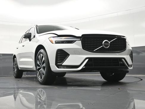 Certified 2024 Volvo XC60 B5 Core w/ Protection Package Premier AWD/4WD image 30