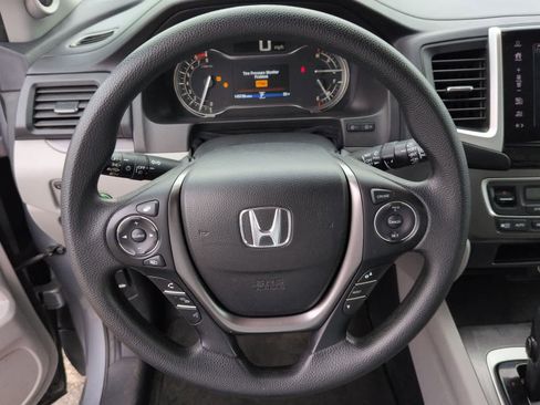 Used 2018 Honda Pilot EX image 20