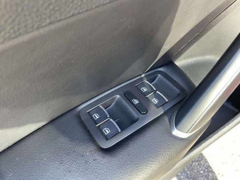 Used 2022 Volkswagen Passat 2.0T SE image 20