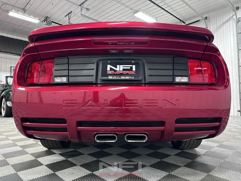 Used 2006 Ford Mustang GT Premium image 20