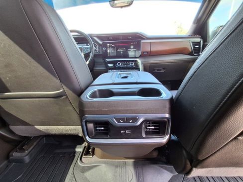 Used 2022 GMC Sierra 1500 Denali w/ Denali Reserve Package image 24