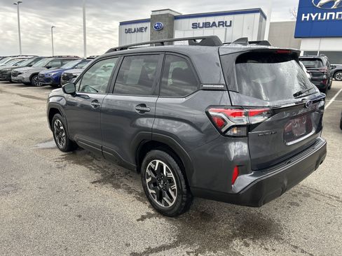 Used 2025 Subaru Forester Premium w/ Convenience Package #1 image 12