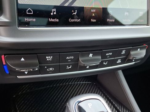 Used 2022 Maserati Levante Modena S AWD/4WD image 16