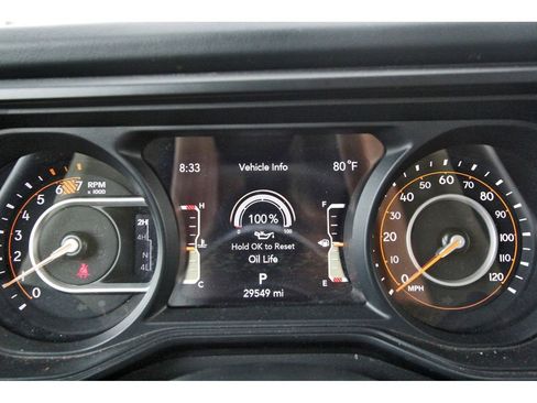 Used 2024 Jeep Wrangler Unlimited Sahara AWD/4WD image 13