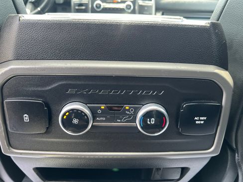 Used 2021 Ford Expedition XLT AWD/4WD image 46