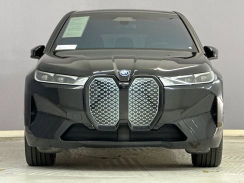 Certified 2024 BMW iX xDrive50 w/ Premium Package image 5