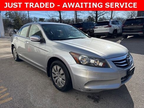 Used 2012 Honda Accord LX image 3