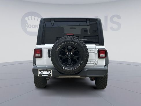 Used 2021 Jeep Wrangler Unlimited Sport AWD/4WD image 10