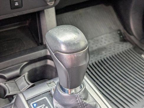 Used 2017 Toyota Tacoma TRD Off-Road image 11