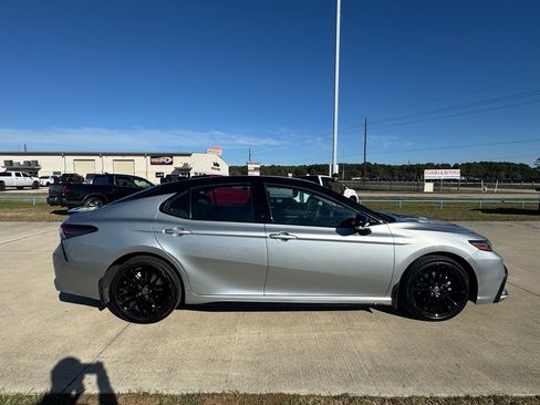 Used 2024 Toyota Camry XSE image 9