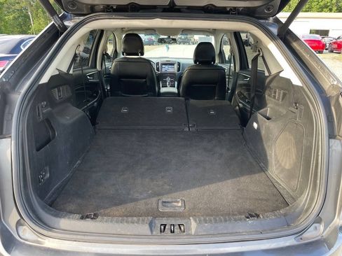 Used 2017 Ford Edge Titanium FWD image 8