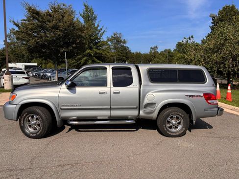 Used 2004 Toyota Tundra SR5 w/ SR5 Extra Value Pkg AWD/4WD image 4
