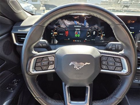 Used 2025 Ford Mustang Premium image 33