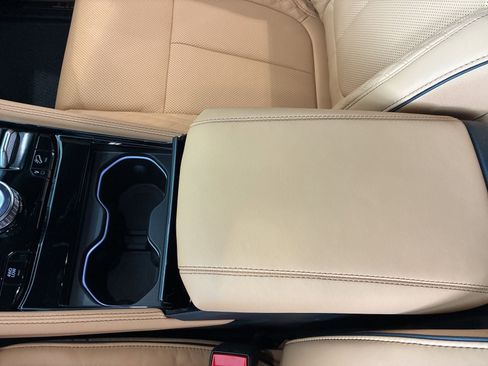 New 2026 Jeep Grand Cherokee L Summit w/ Obsidian Package image 29