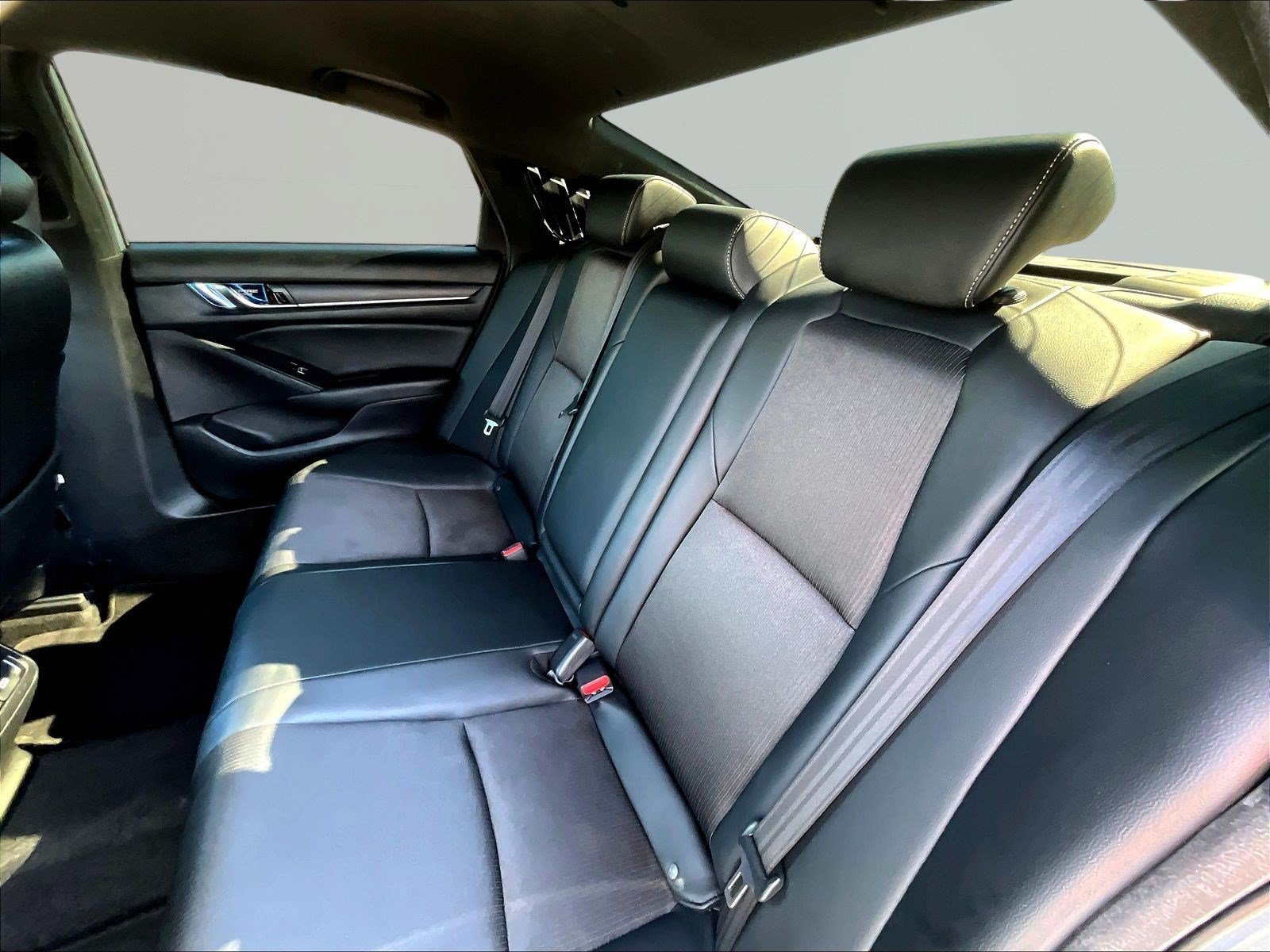 Used 2021 Honda Accord Sport image 22