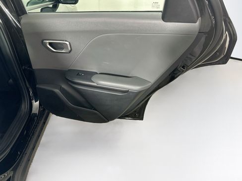 Used 2025 Kia K4 FWD image 29