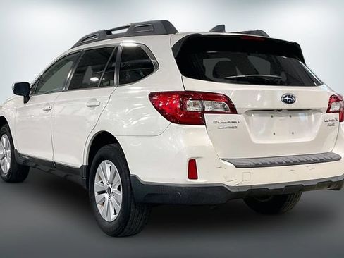 Used 2017 Subaru Outback 2.5i Premium AWD/4WD image 12