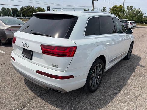 Used 2017 Audi Q7 3.0T Premium AWD/4WD image 5