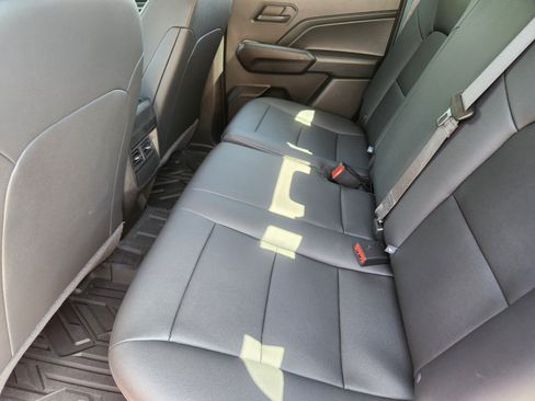 Used 2025 Chevrolet Colorado Trail Boss AWD/4WD image 12