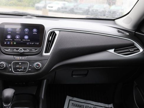 Used 2025 Chevrolet Malibu LS FWD image 24