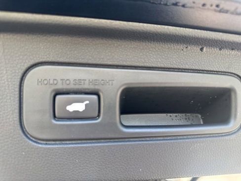 Used 2023 Honda Pilot EX-L image 13