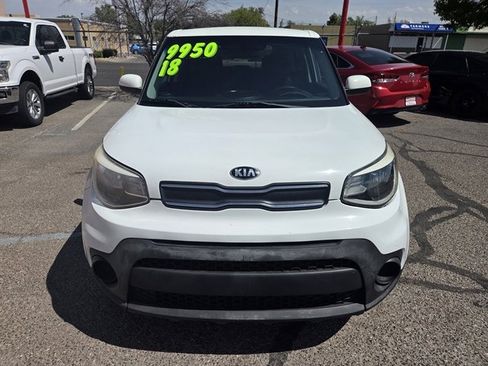 Used 2018 Kia Soul w/ Convenience Package FWD image 3