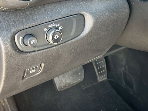 Certified 2023 Chevrolet Blazer LT w/ Convenience Package image 13