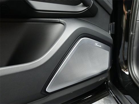 New 2026 Porsche Cayenne Turbo image 17